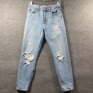 Levis Premium Wedgie Straight Jeans Womens 26 Light Wash Distressed 22861-0063